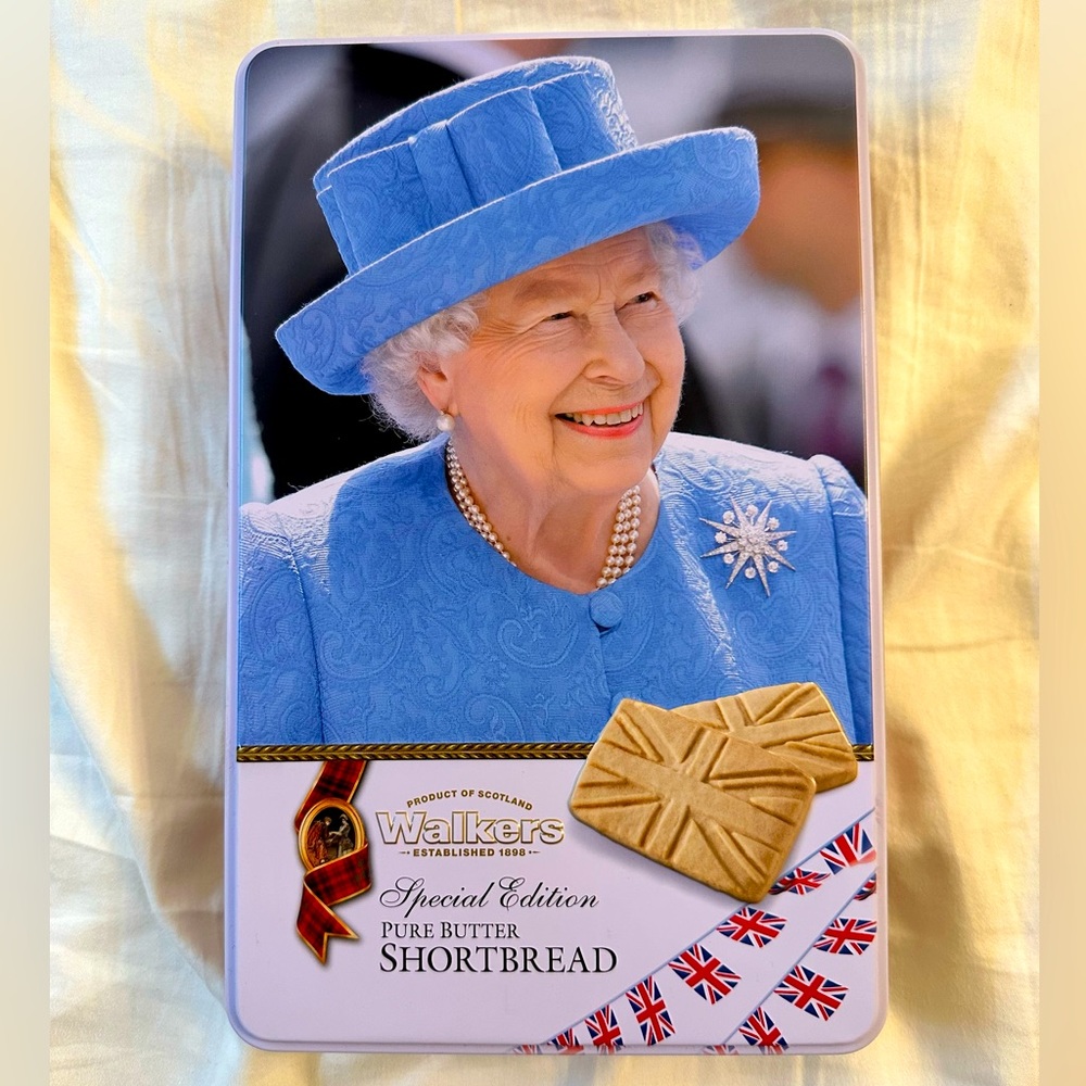Queen Elizabeth Walkers Shortbread Commemorative Tin from London.